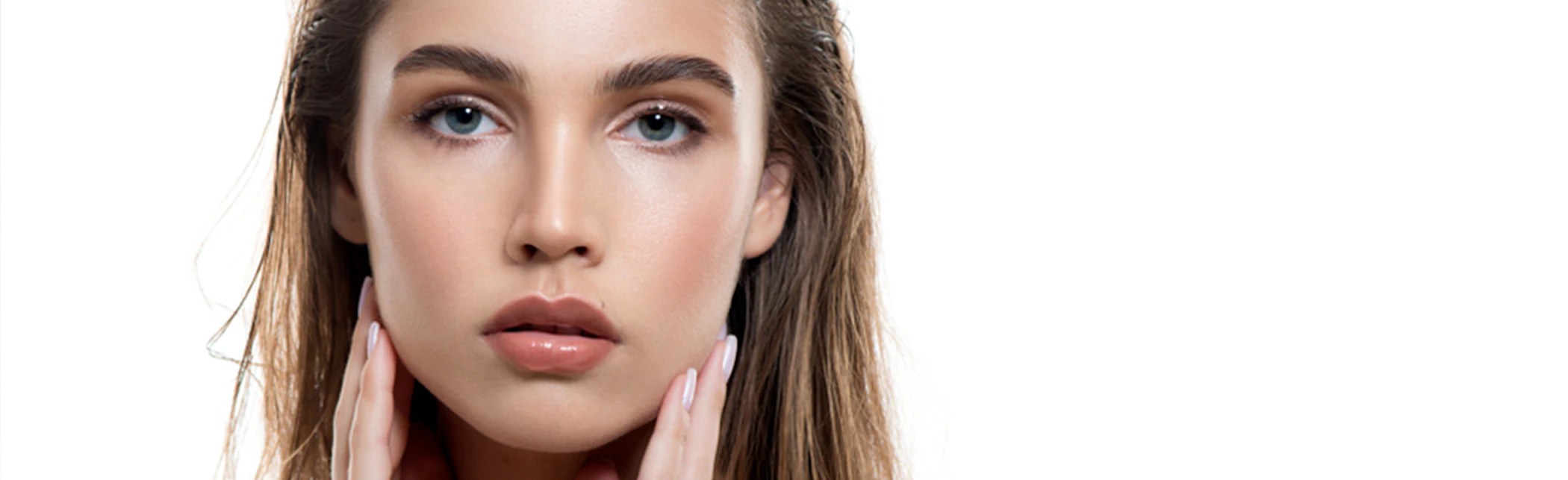 media/blog/images/08-CUIDADO-LABIOS-CABECERA.jpg