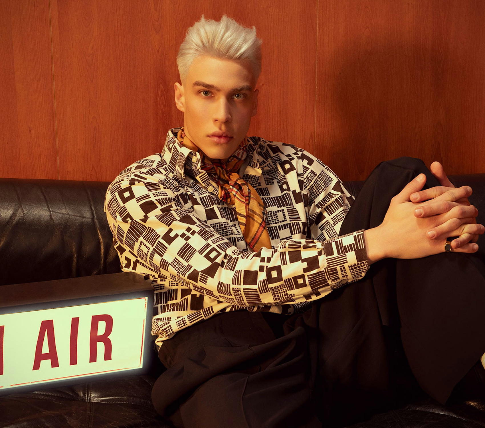 blog/list_images/miniatura_0001_decoloracion-cabello-hombre.jpg
